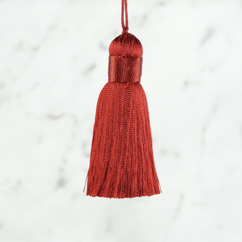 Polyester Tassels Red Shades