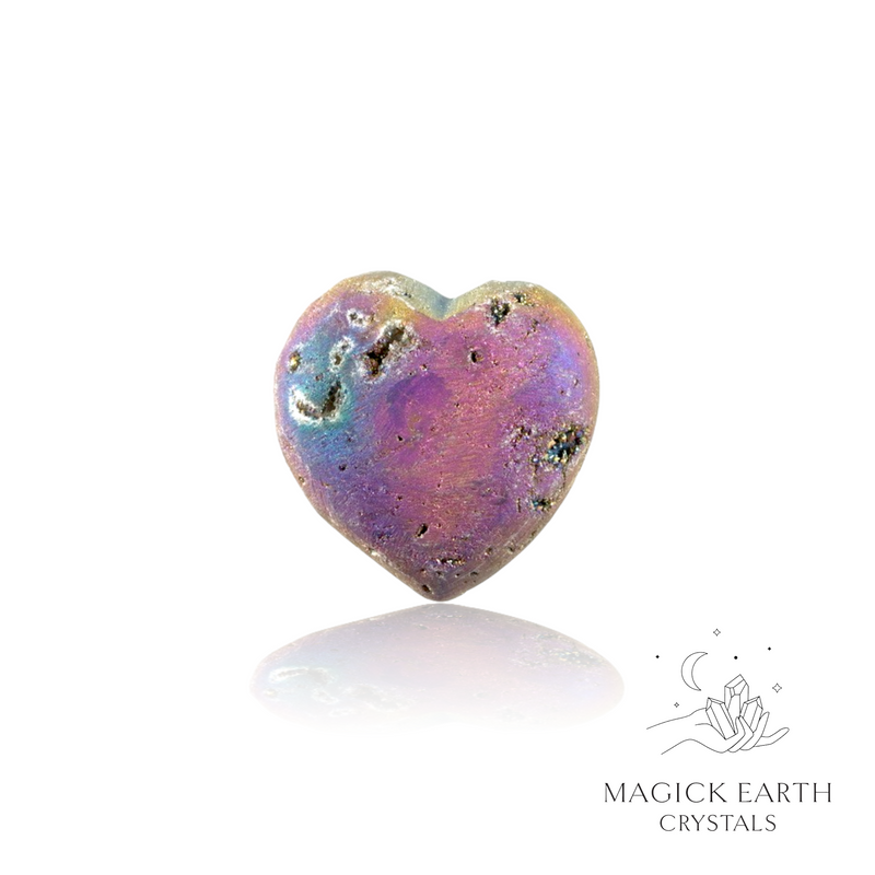 Rainbow finish electroplated agate geode druzy heart front